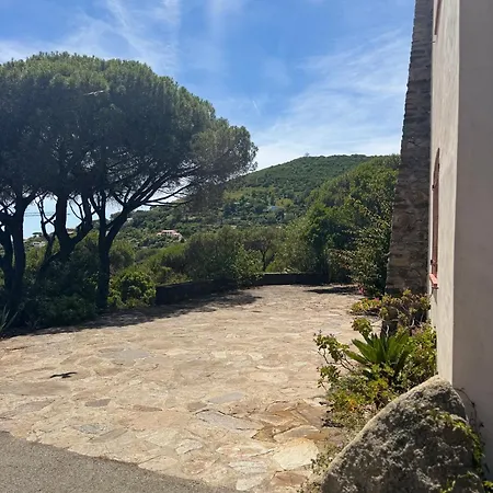 Des 3 Frères Casa vacanze *